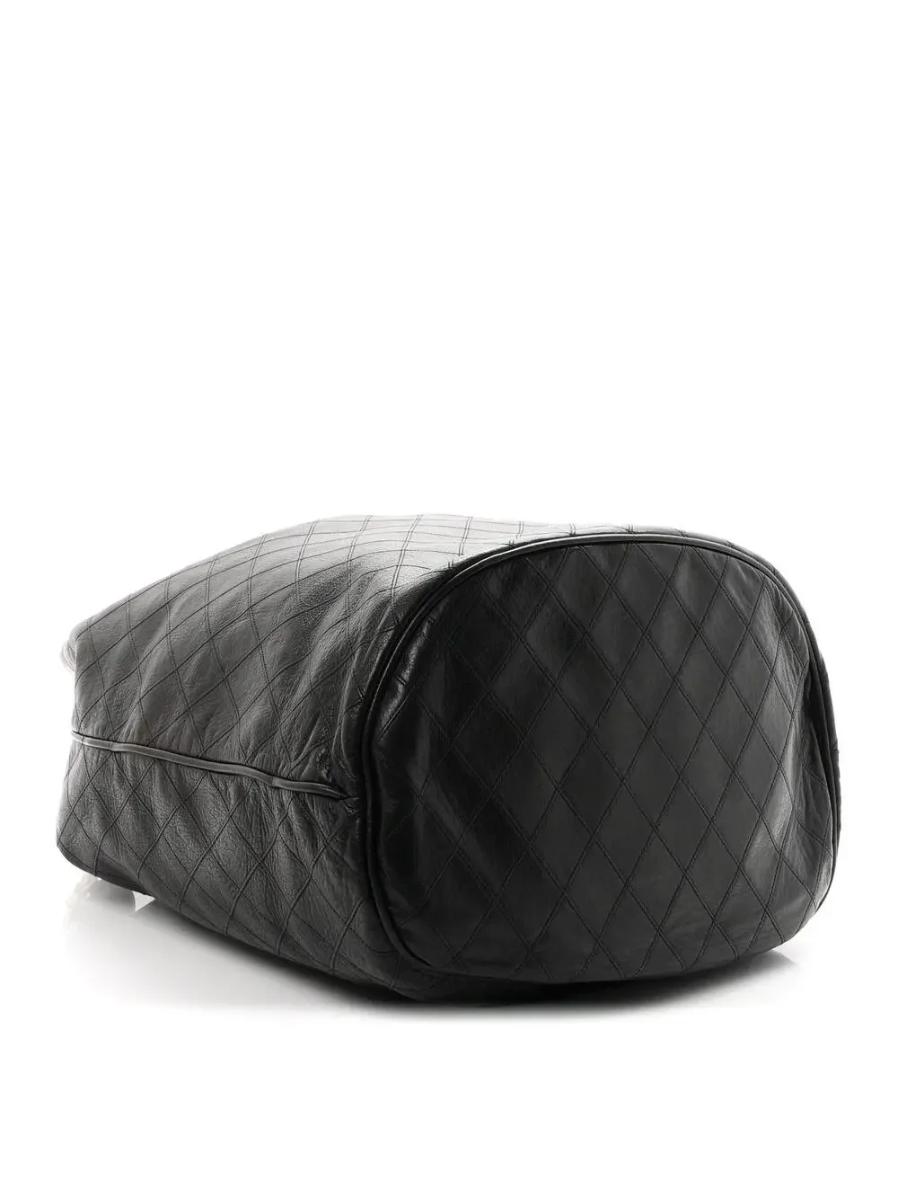 Chanel Lambskin Diamond Stitched #335673C15B
